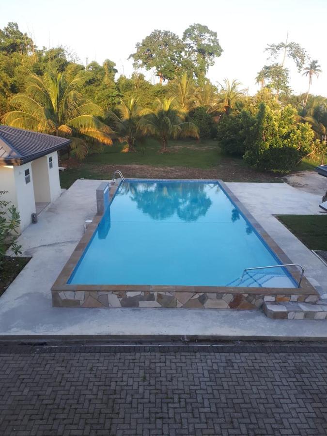 Piarco Village Suites ภายนอก รูปภาพ