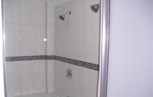 Piarco Village Suites ภายนอก รูปภาพ