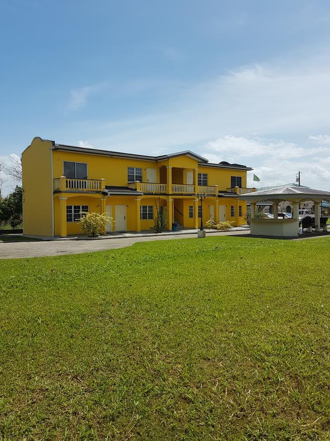 Piarco Village Suites ภายนอก รูปภาพ