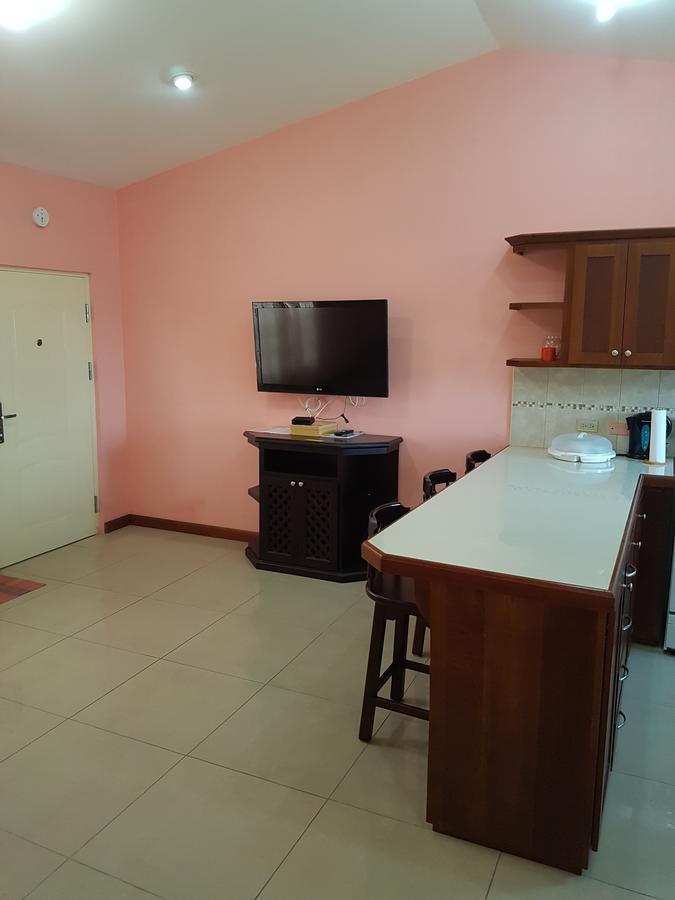 Piarco Village Suites ภายนอก รูปภาพ